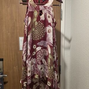 The Pyramid Collection Burgundy and Cream Midi Dress